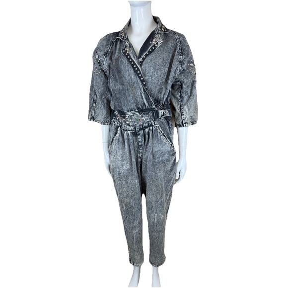 Unbranded Pants - Vintage Jumpsuit – Women’s Studded Wrap Style, Size M Acid Wash Gray